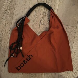Perfect condition Bash Sumemr beach bag Fabric Rust Color